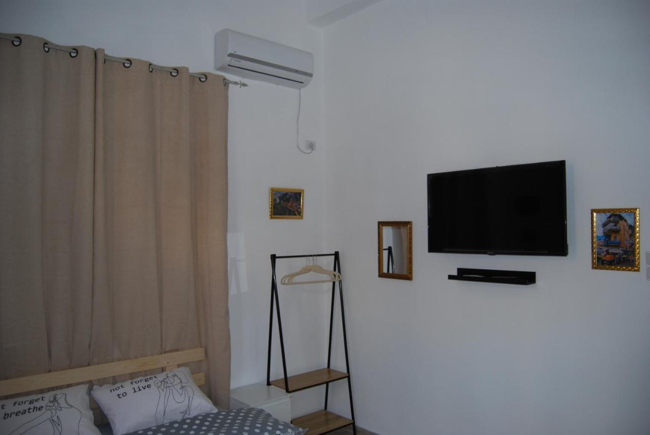 Apartment Comfy - For A Quiet, Family Holiday Without Parties Haifa Exterior foto